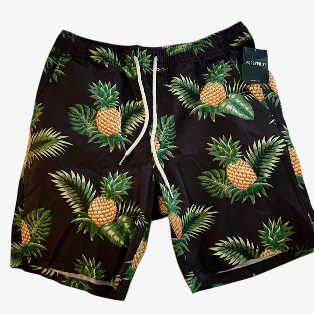 Forever 21‎ Multicolor Tropical Pineapple Cotton Shorts Flat Front Size Medium